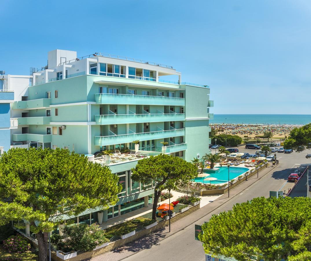 Hotel Montecarlo ビビオーネ エクステリア 写真