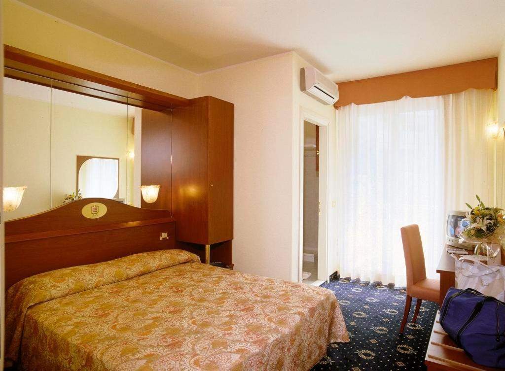 Hotel Montecarlo ビビオーネ 部屋 写真